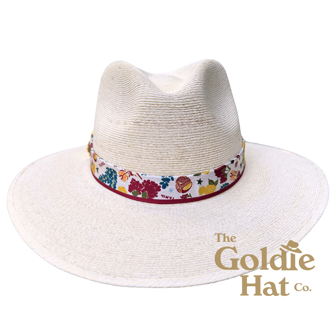 Texas A & M Hat with twilly & Texas Pendant